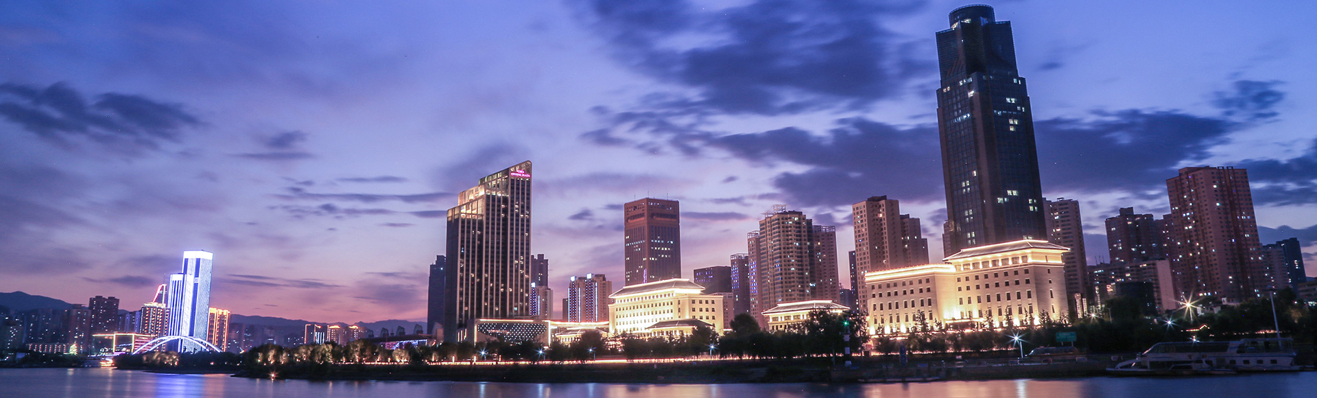 履行國企職責、體現市場價值